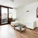 Alpine Escape Cozy Retreat Near Maiskogel * 카프룬