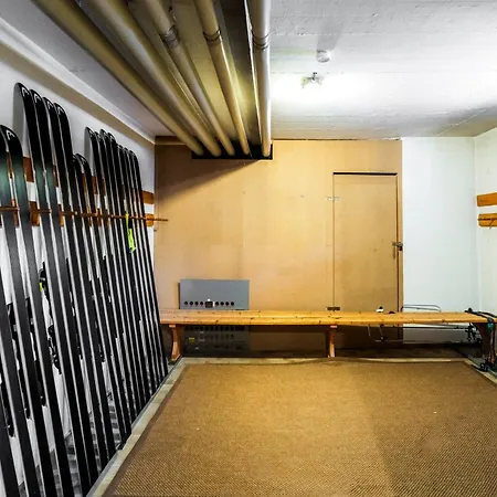 Alpine Escape Cozy Retreat Near Maiskogel