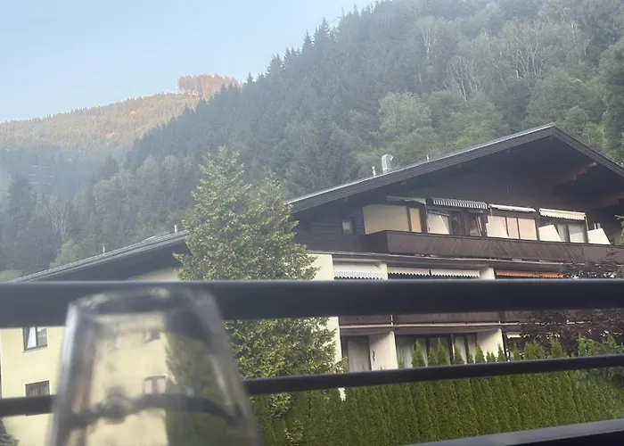 Διαμέρισμα Alpine Escape Cozy Retreat Near Maiskogel Kaprun