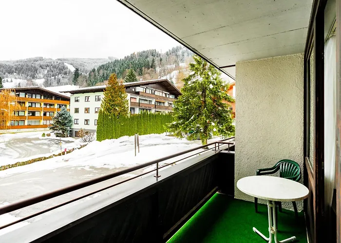 Alpine Escape Cozy Retreat Near Maiskogel Daire